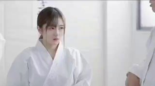 女神首次啪啪秀【甜膩小貓】無套狂操！淫水噴不停！ 邊操邊噴 2